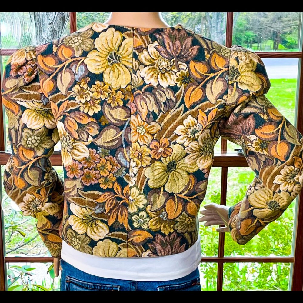 ▪️VTG▪️HANDMADE▪️1980's Floral Embroidered Tapestry Bolero Jacket - Picture 2 of 5